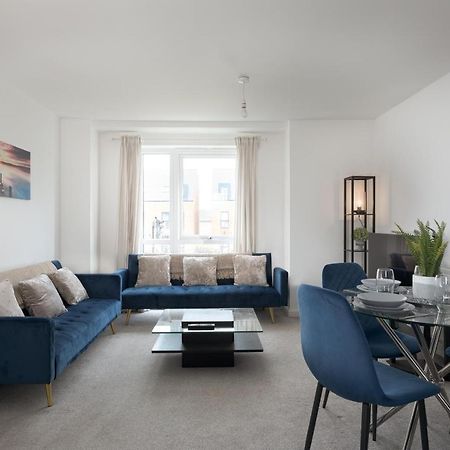 Broughton  Two Bedroom Apartment - Milton Keynes By Aryas Properties מראה חיצוני תמונה