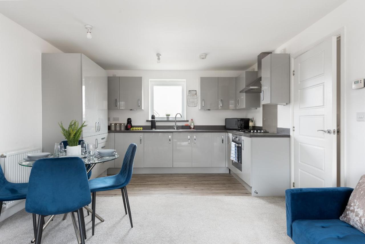 Broughton  Two Bedroom Apartment - Milton Keynes By Aryas Properties מראה חיצוני תמונה