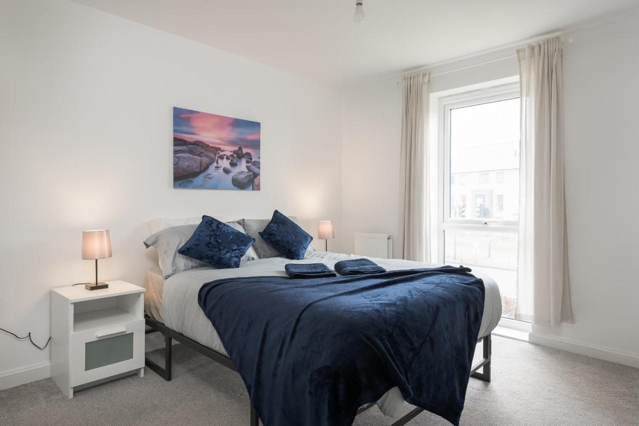 Broughton  Two Bedroom Apartment - Milton Keynes By Aryas Properties מראה חיצוני תמונה
