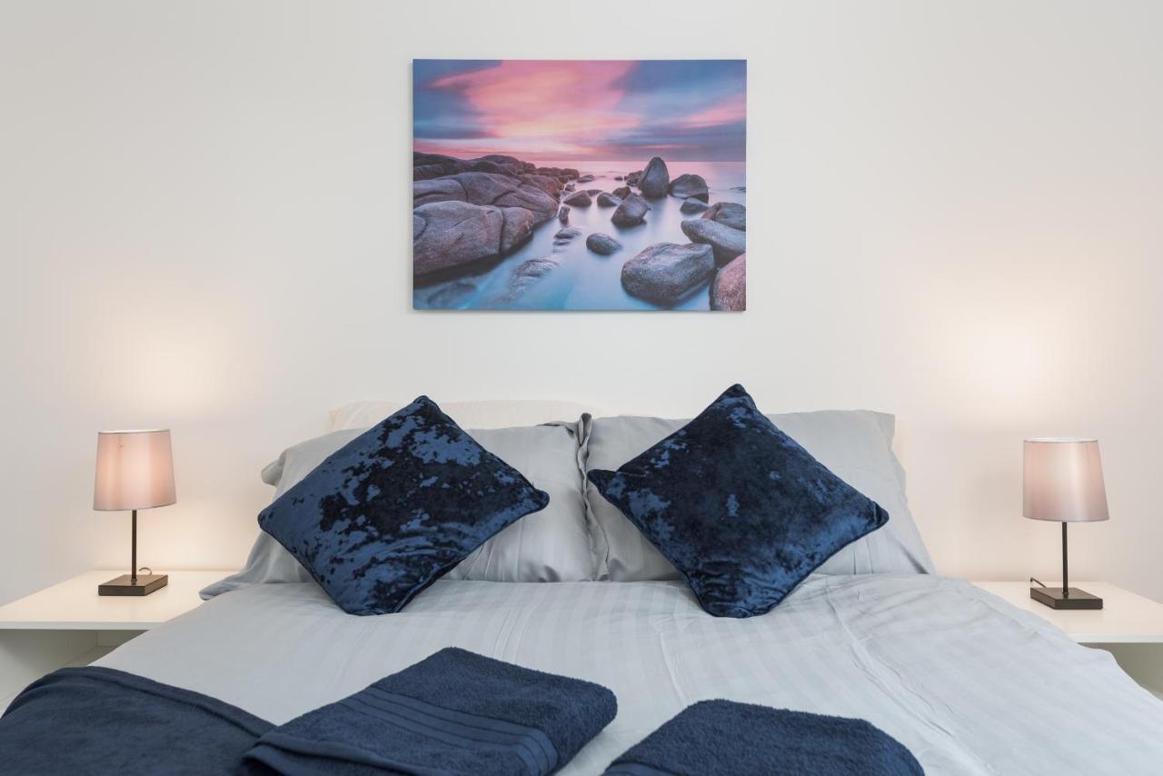Broughton  Two Bedroom Apartment - Milton Keynes By Aryas Properties מראה חיצוני תמונה